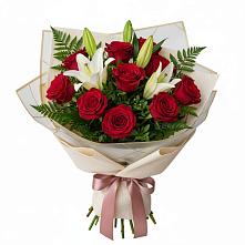 Букет цветов из:  Лилии и Розы в Есипово