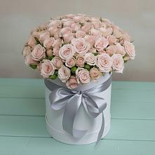 Цветочная композиция из Розы в шляпной коробке в Есипово