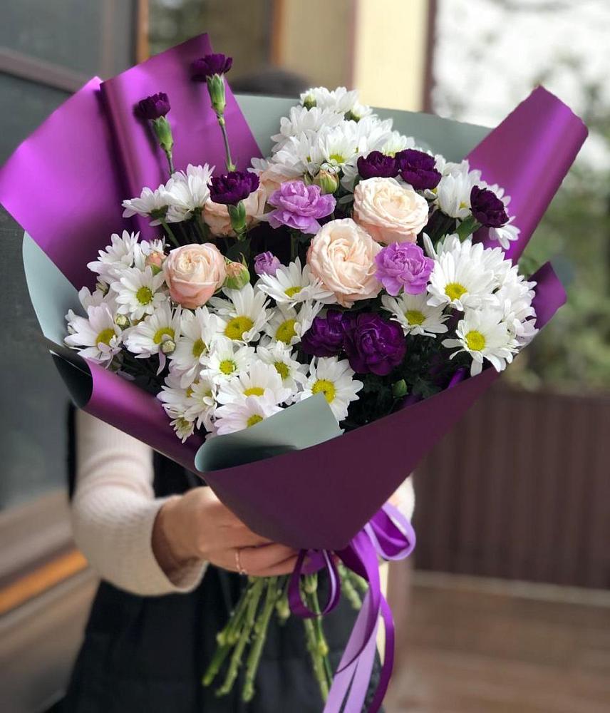 Букет цветов из: Хризантемы, Гвоздики и Розы в Есипово