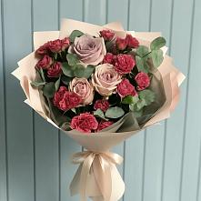 Букет цветов из:  Гвоздики и Розы в Есипово