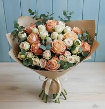 Букет цветов из:  Альстромерии и Розы в Есипово