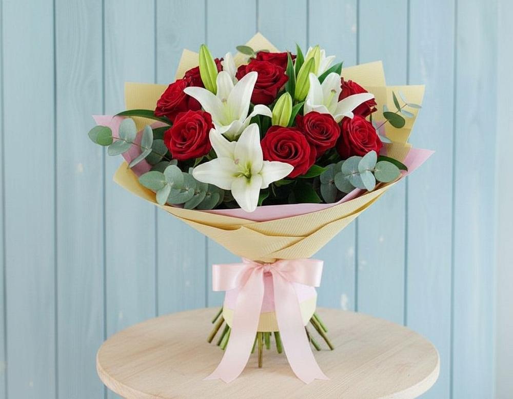 Букет цветов из: Лилии и Розы в Есипово